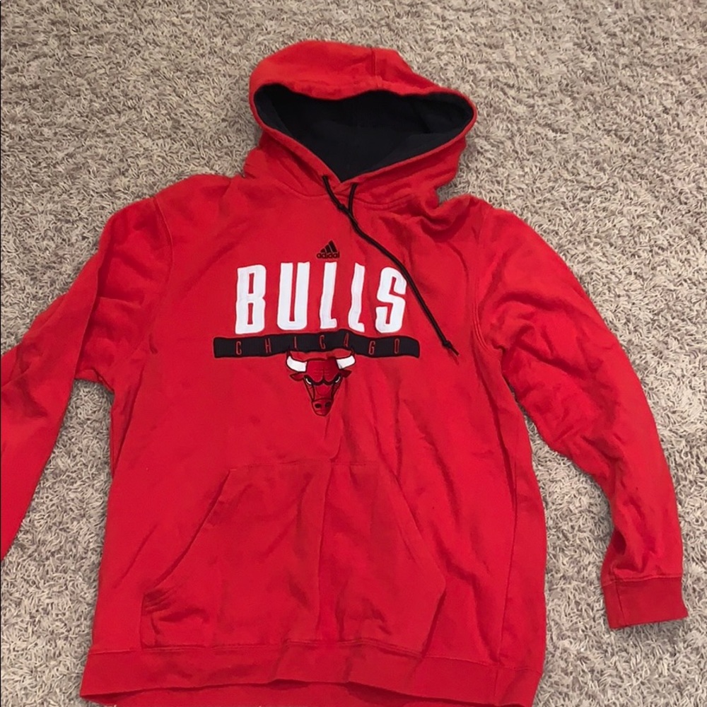 Bulls sweatshirt